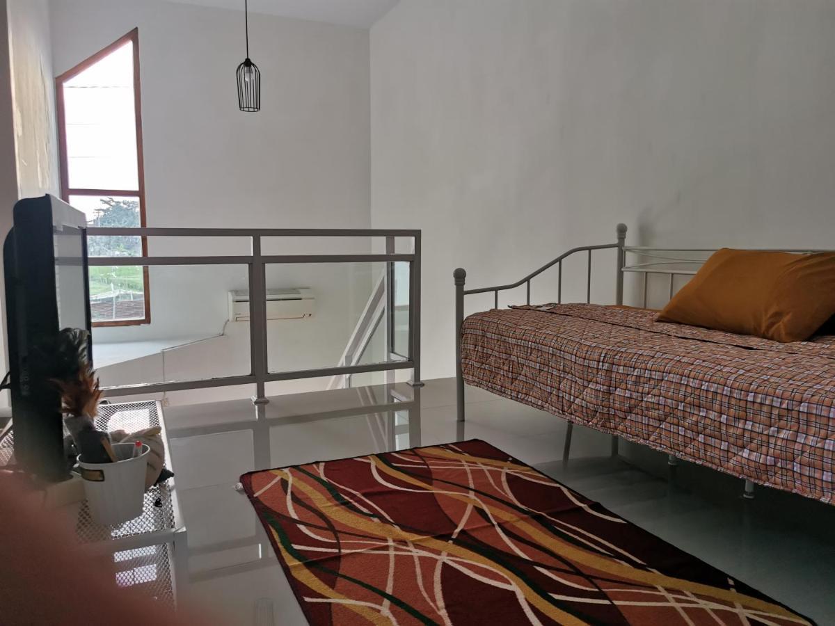 Ambarukmo Green Hill / Ma 8 Yogyakarta Extérieur photo